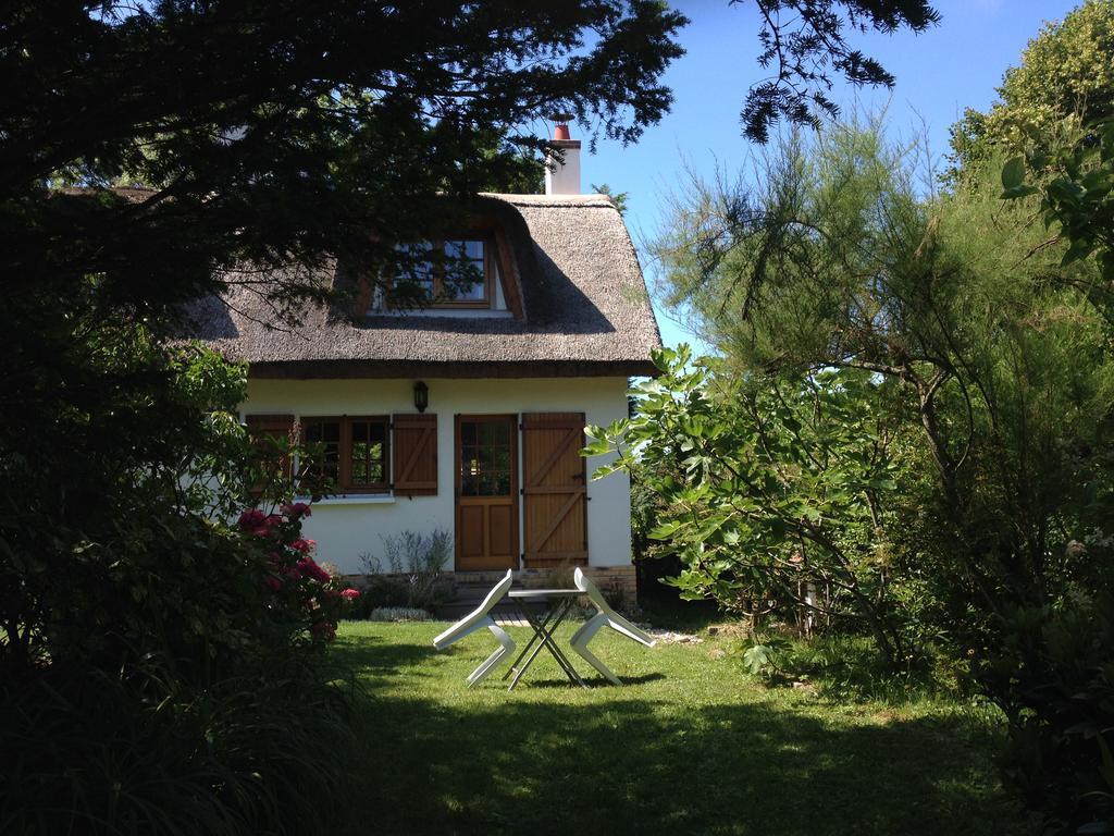 La Flore De Lys, Cottage Ideal Pour 2 Adultes Et 2 Enfants Saint-Jouin-Bruneval Exterior foto